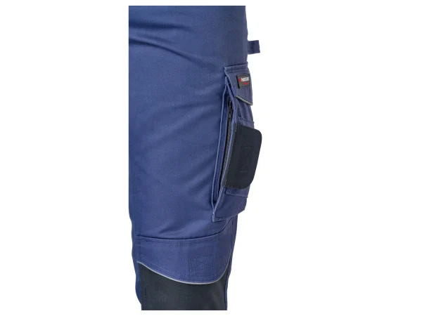 women’s work trousers with CORDURA® knee reinforcement