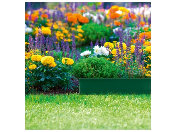 Lawn edge, made of PVC